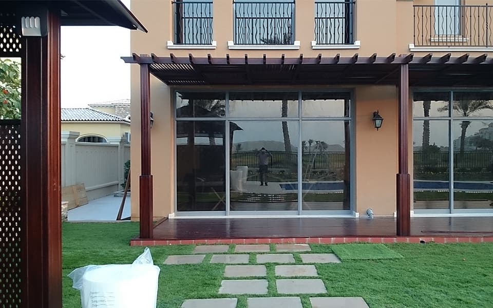 Villa ( 1 )